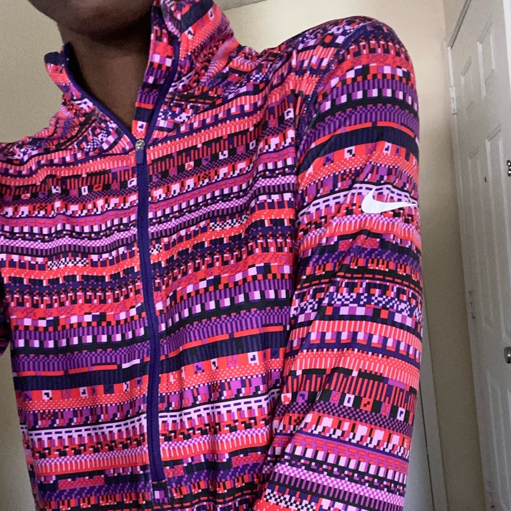 Nike pullover